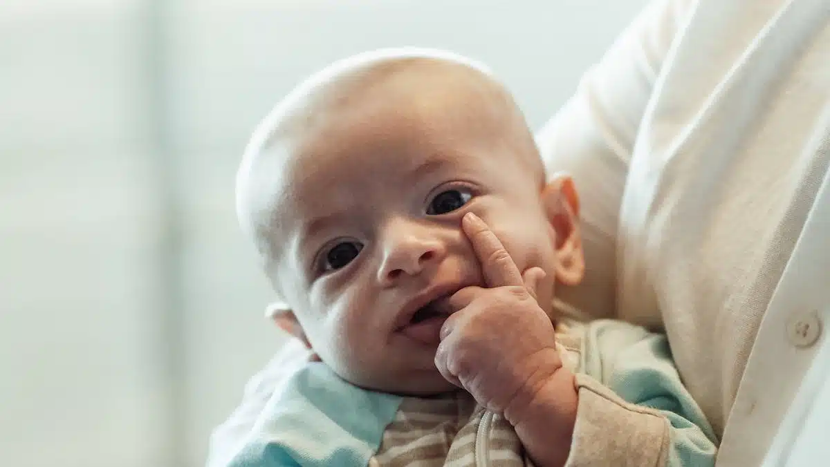 bébé colique