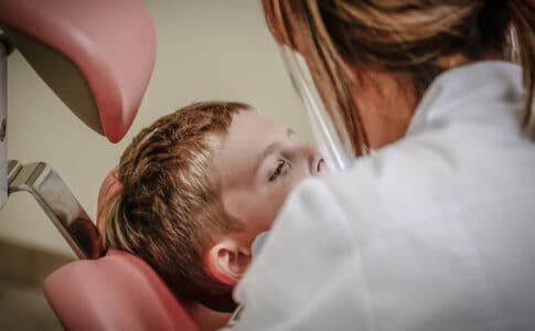 Comment se former en orthodontie ?