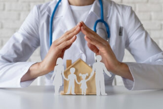 Mutuelle santé en 2026 : qui peut bénéficier d'une couverture gratuite ou à tarif réduit ?