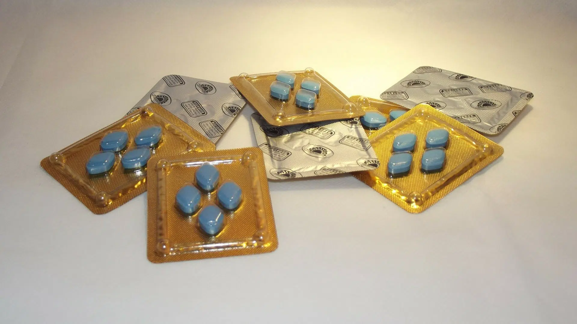 Prise du viagra sans ordonnance : qu’est-ce qui justifie cette tendance ?